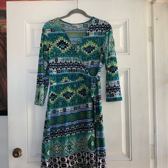 Beige By ECI brand Dress - Size 10 3/4 sleeve & A-line Aztec‎ Blue Green - Picture 2 of 6